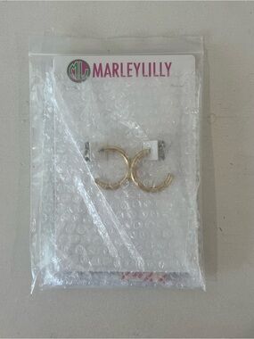 Gold Hoops 1 inch NIB